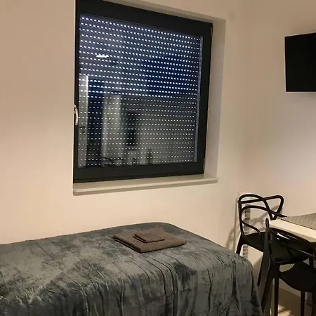 Fibra Brownie アパート *